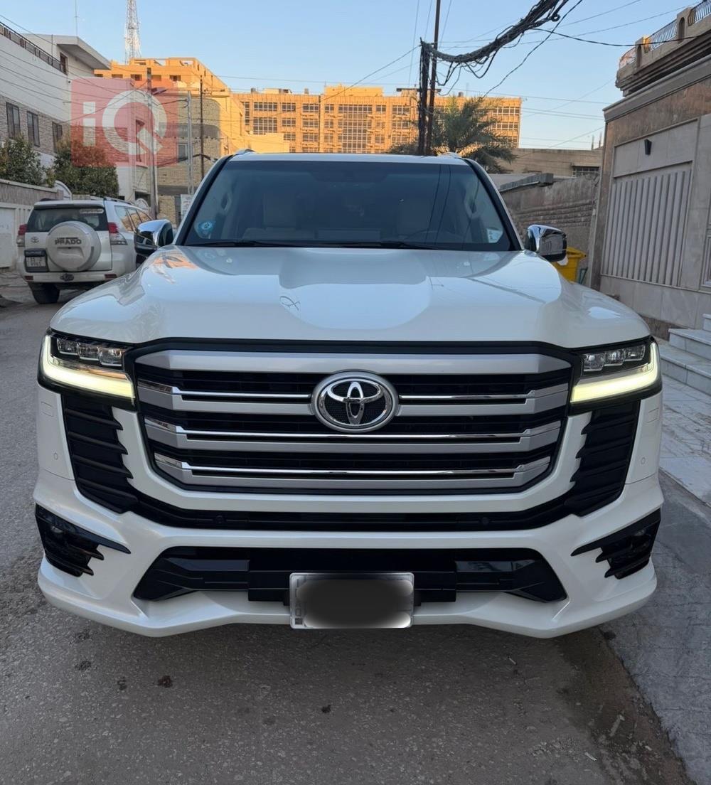 تويوتا لاندكروزر